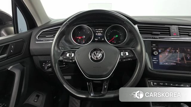 Volkswagen Tiguan second Generation 2020 Черный из Кореи, фото 4