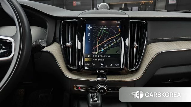 Volvo XC60 second Generation 2019 Белый из Кореи, фото 4