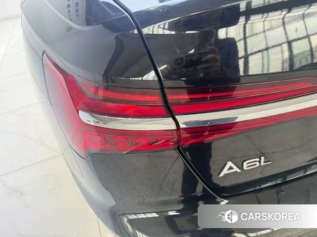 Audi A6L 2021 Черный из Китая, фото 4