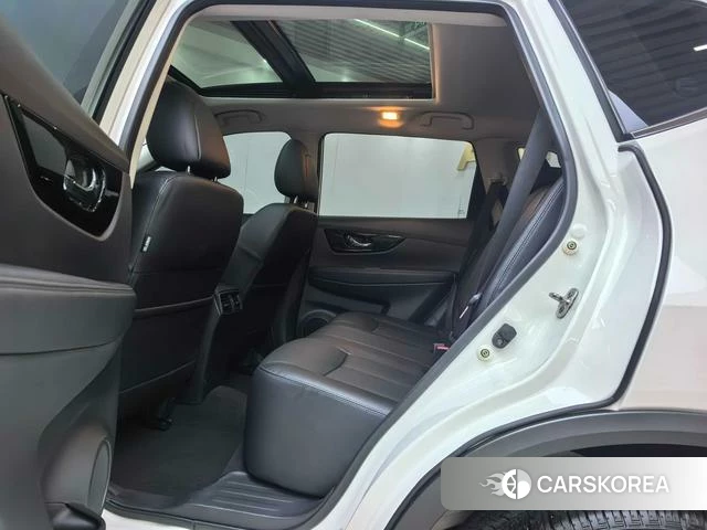 Nissan X-Trail 2021 Белый из Китая, фото 4