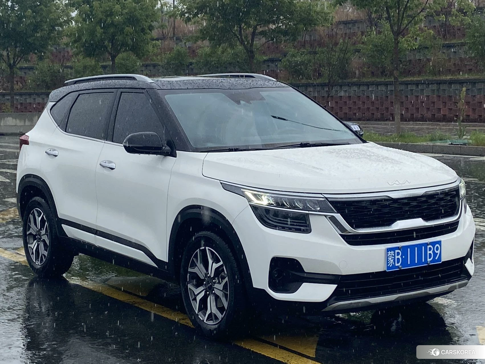Kia KX3 2021 Белый из Китая, фото 4