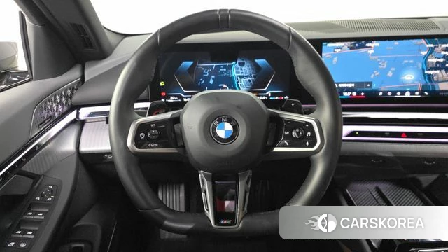 BMW 5 Series (G60) 2024 Серый из Кореи, фото 4