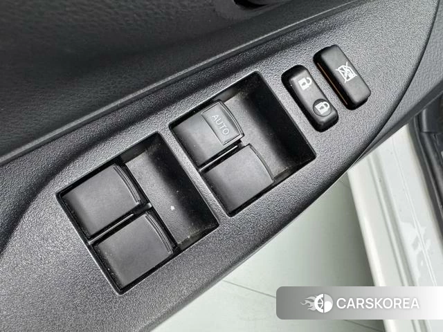 Toyota Yaris L 2021 Белый из Китая, фото 4