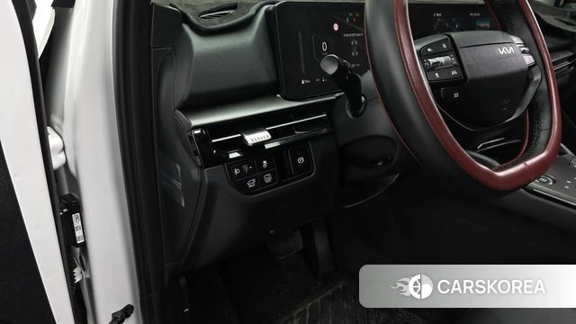 Kia The New Sportage 5th Generation Hybrid 2025 Белый из Кореи, фото 4