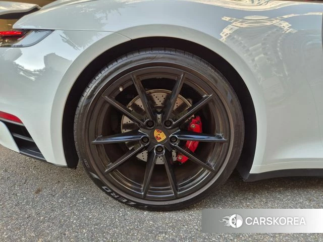 Porsche 911(992) 2020 Белый из Кореи, фото 4