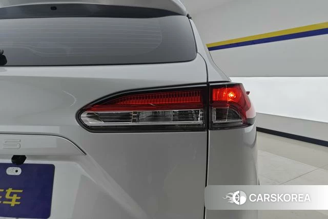 Toyota Corolla 2024 Белый из Китая, фото 4