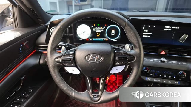Hyundai Avante (CN7) 2022 Светло-серебряный цвет из Кореи, фото 4