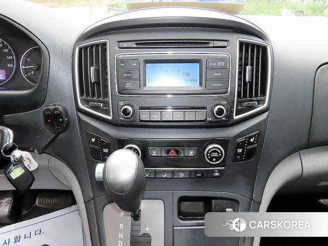 Hyundai The New Grand Starex 2018 Желтый из Кореи, фото 4