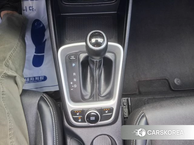 Hyundai Venue 2019 Белый из Кореи, фото 4