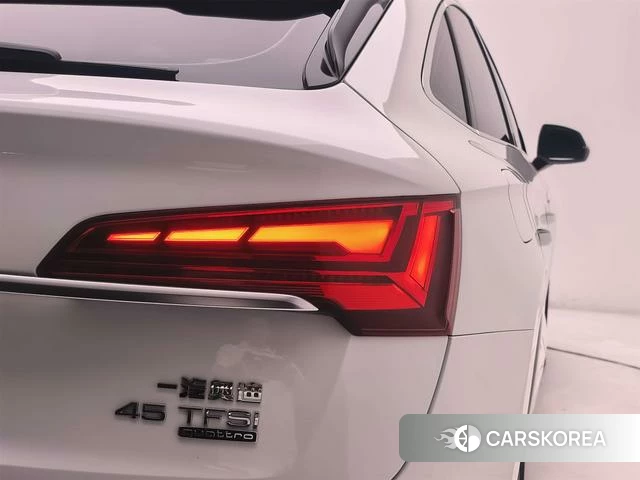 Audi Q5L 2021 Белый из Китая, фото 4