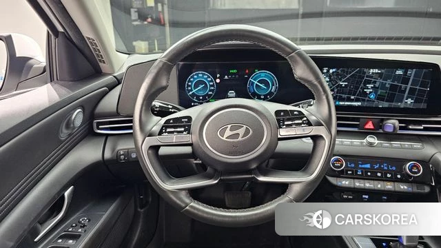 Hyundai The New Avante Hybrid (CN7) 2024 Белый из Кореи, фото 4