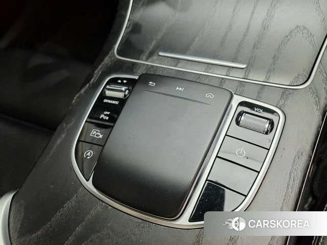 Mercedes-Benz C-class 2021 Белый из Китая, фото 4