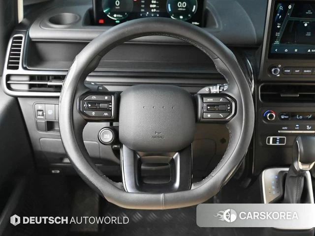 Hyundai The New Staria 2026 Белый из Кореи, фото 4