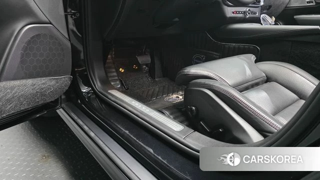 Volvo V90 Cross-Country 2023 Черный из Кореи, фото 4