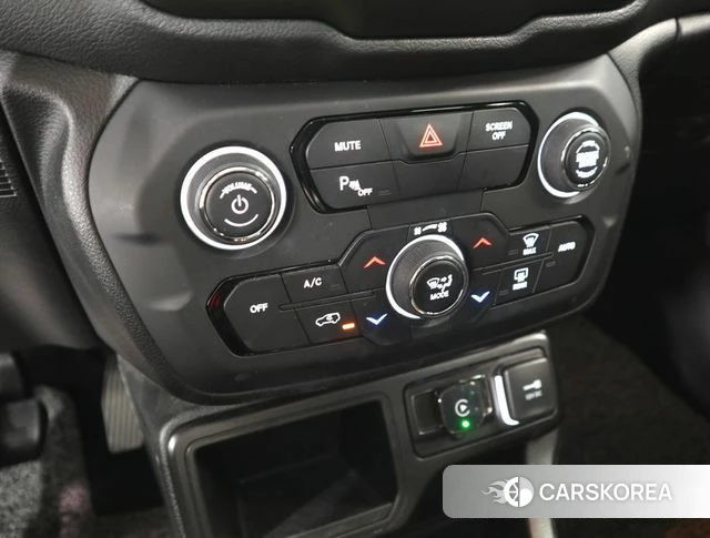 Jeep Renegade 2022 Черный из Кореи, фото 4