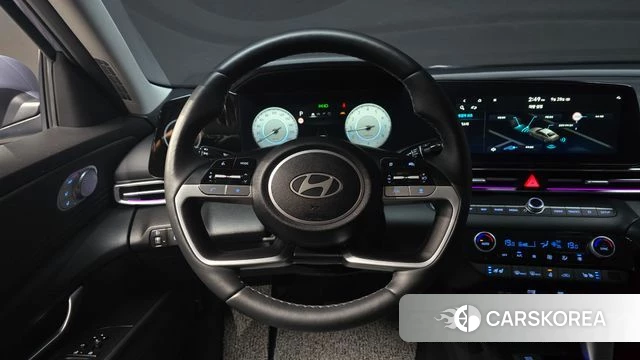Hyundai The New Avante (CN7) 2023 Светло-серебряный цвет из Кореи, фото 4