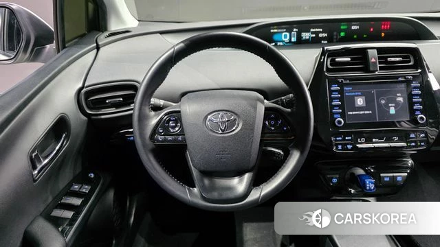 Toyota Prius 4th Generation 2019 Белый из Кореи, фото 4
