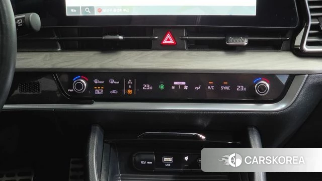 Kia Sportage 5th Generation 2023 Белый из Кореи, фото 4