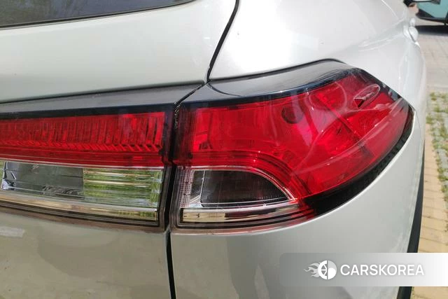 Toyota Corolla 2023 Белый из Китая, фото 4