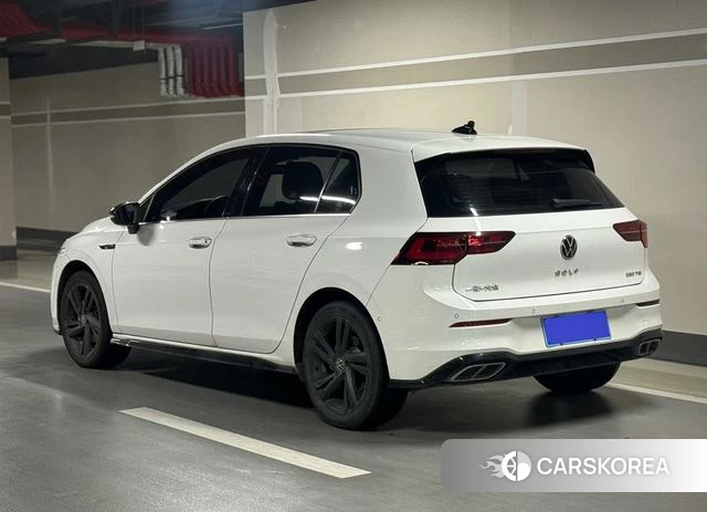 Volkswagen Golf 2021 Белый из Китая, фото 4