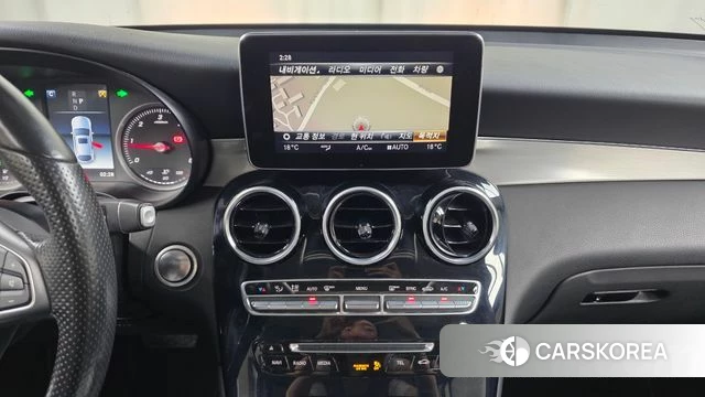 Mercedes-Benz GLC-Class X253 2018 Белый из Кореи, фото 5