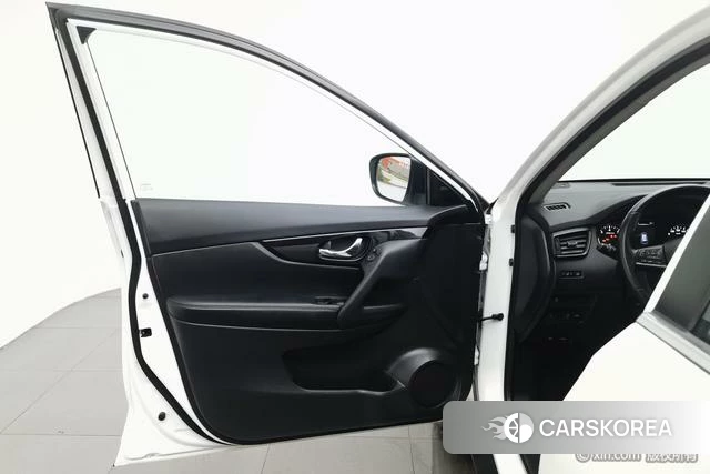 Nissan X-Trail 2024 Белый из Китая, фото 4