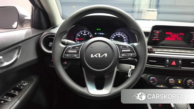 Kia The New K3 2nd generation 2022 Белый из Кореи, фото 4