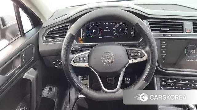 Volkswagen Tiguan Allspace 2023 Синий из Кореи, фото 4