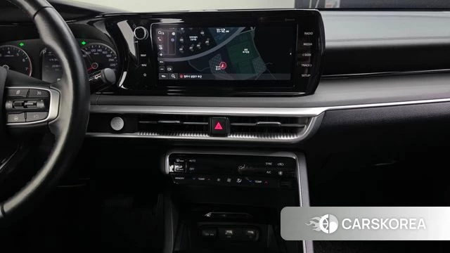Kia K5 3rd generation 2023 Белый из Кореи, фото 4