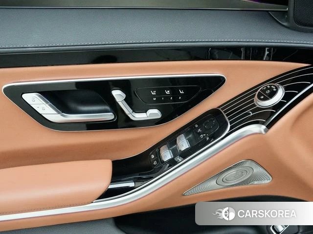 Mercedes-Benz S-Class 2023 Черный из Китая, фото 4