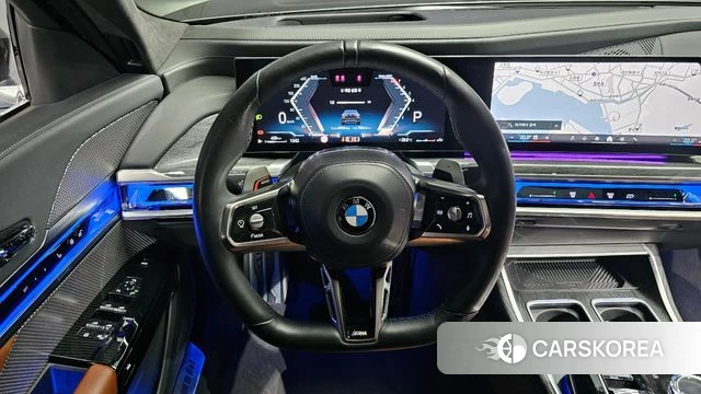 BMW 7 Series (G70) 2023 Черный из Кореи, фото 4