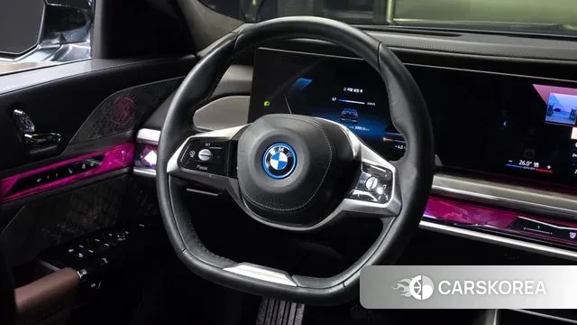 BMW i7 (G70) 2022 Черный из Кореи, фото 4