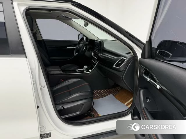 Kia KX3 2021 Белый из Китая, фото 4