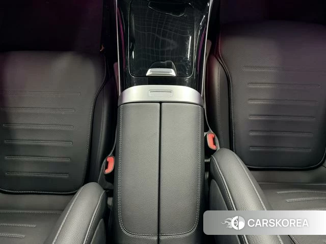 Mercedes-Benz C-class 2024 Белый из Китая, фото 4