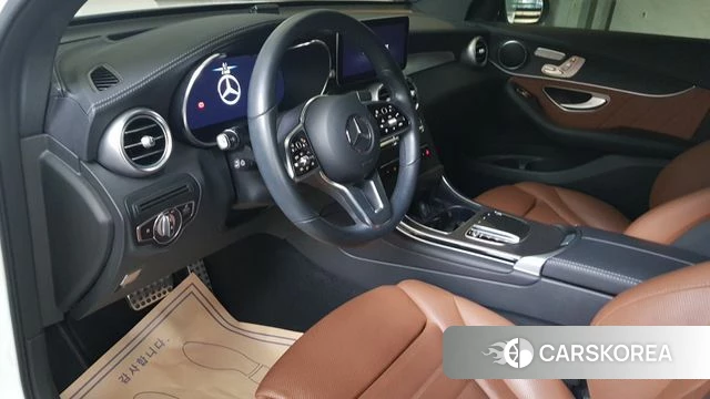 Mercedes-Benz GLC-Class X253 2023 Белый из Кореи, фото 4