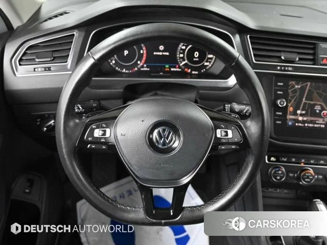 Volkswagen Tiguan Allspace 2018 Серебристо-серый из Кореи, фото 4