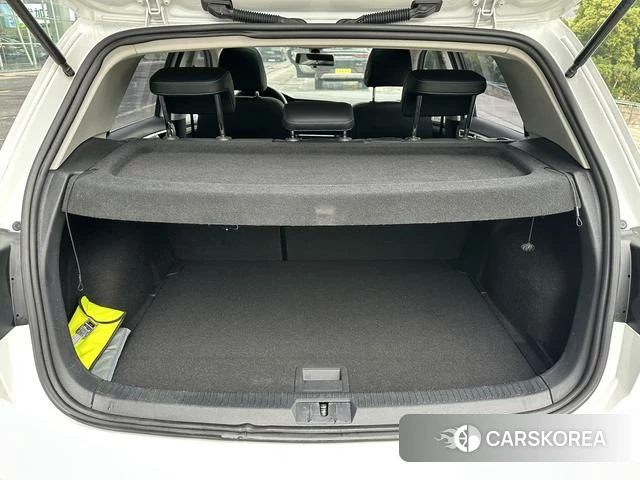 Volkswagen Golf 2021 Белый из Китая, фото 4
