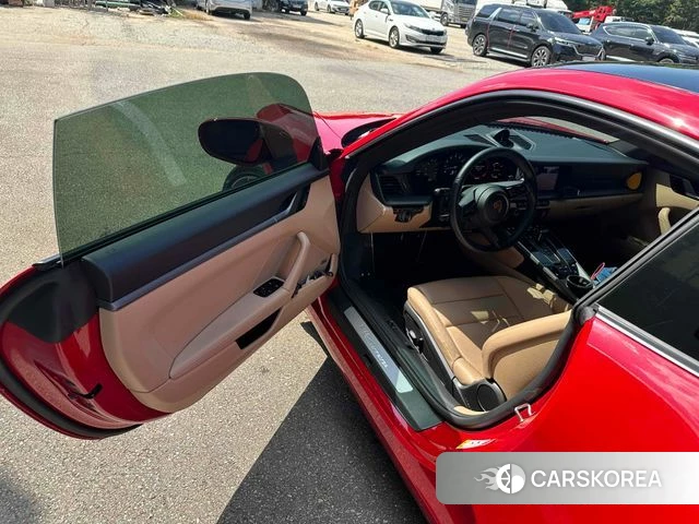 Porsche 911(992) id 4922808 из Кореи 4