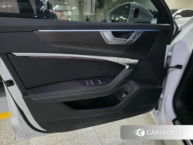Audi A6 (C8) 2022 Белый из Кореи, фото 4