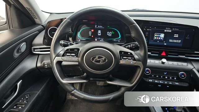 Hyundai The New Avante Hybrid (CN7) 2023 Серебристо-серый из Кореи, фото 4