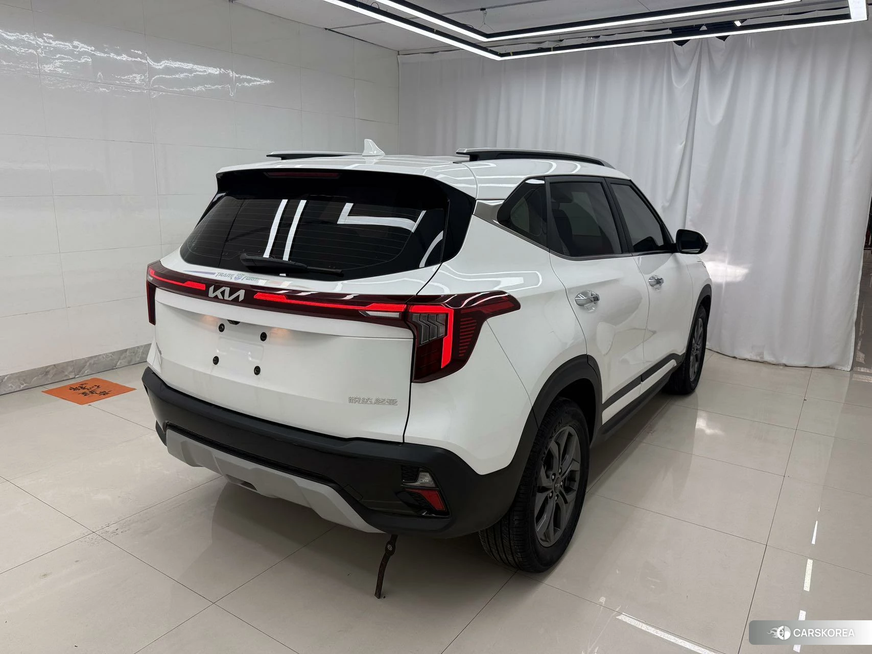Kia Seltos 2023 Белый из Китая, фото 4