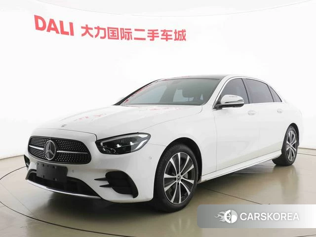 Mercedes-Benz E-Class 2023 Белый из Китая, фото 4