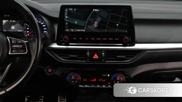 Kia The New K3 2nd generation 2023 Белый из Кореи, фото 4
