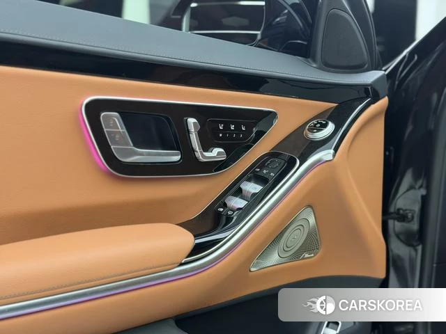 Mercedes-Benz S-Class 2023 Черный из Китая, фото 4