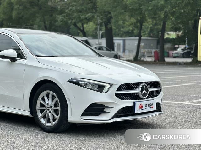 Mercedes-Benz A-Class 2022 Белый из Китая, фото 4