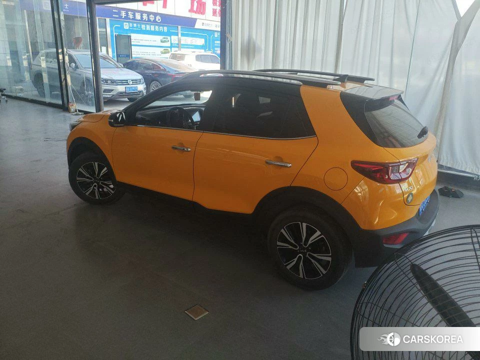 Kia KX1 2021 Желтый из Китая, фото 4