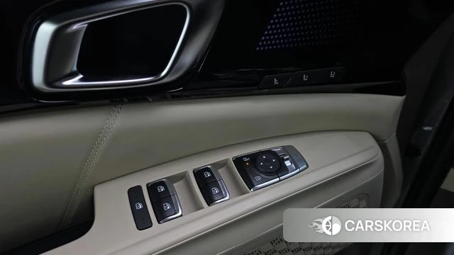 Kia The New Carnival 4th Generation 2024 Серебристо-серый из Кореи, фото 4