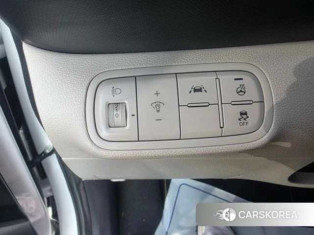 Hyundai Venue 2021 Белый из Кореи, фото 4