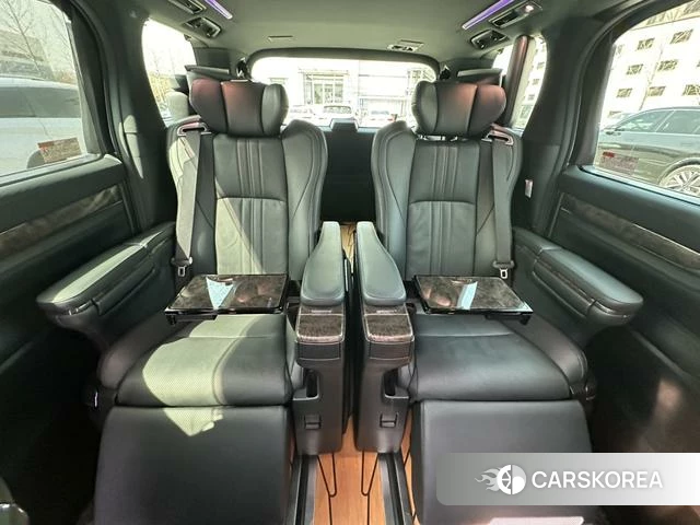 Toyota Vellfire 2021 Белый из Китая, фото 4