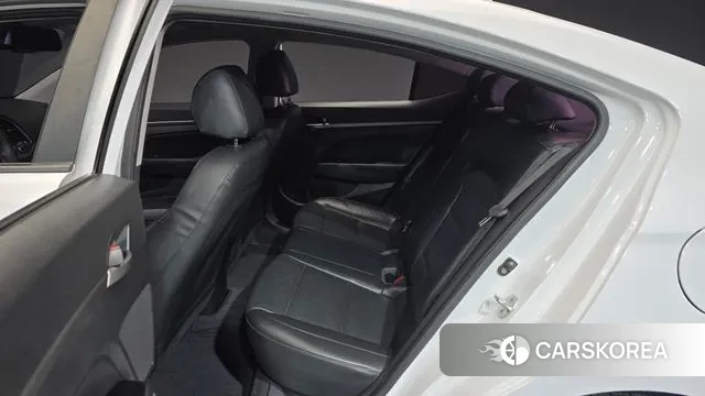 Hyundai Avante AD 2018 Белый из Кореи, фото 4